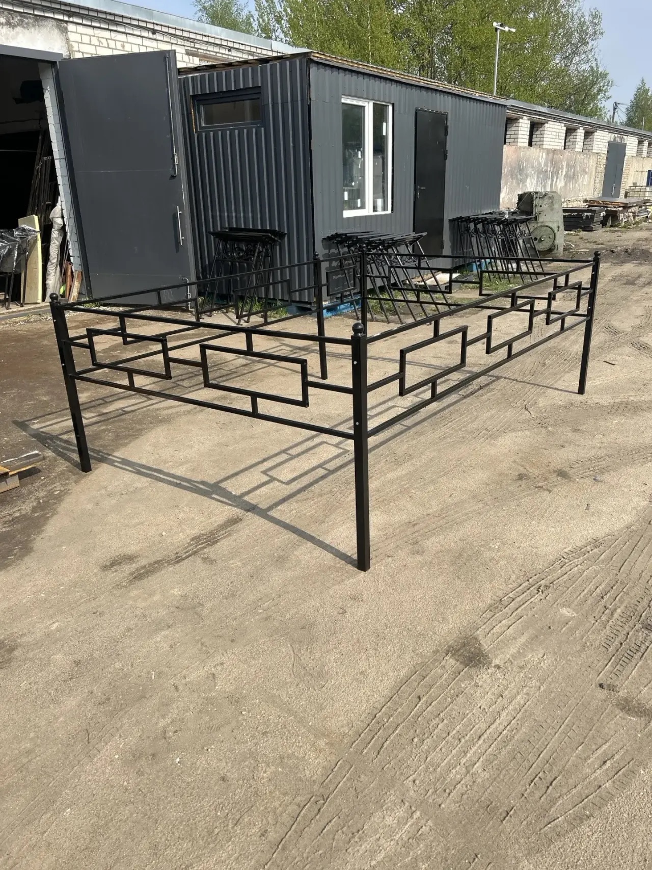 Ограда «Меандр» — дополнительный ракурс 3
